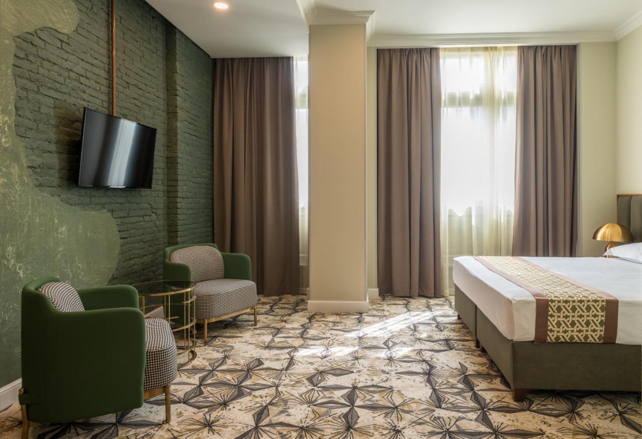 Grand Opera Hotel クタイシ エクステリア 写真