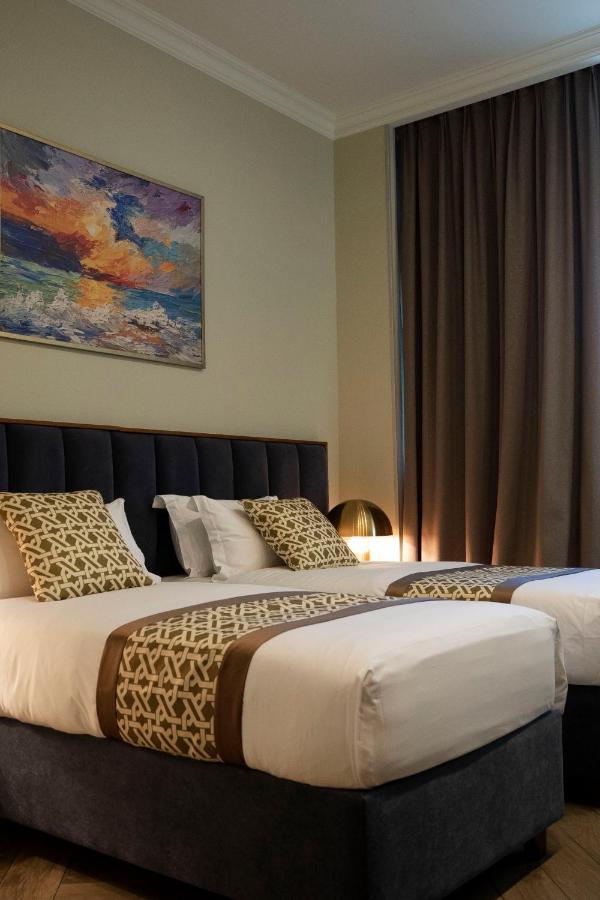 Grand Opera Hotel クタイシ エクステリア 写真